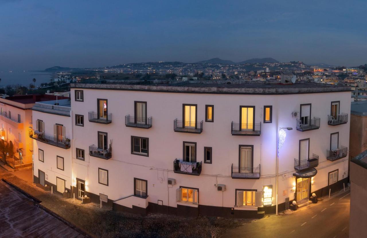 Naro Suites And Rooms Bacoli Eksteriør billede