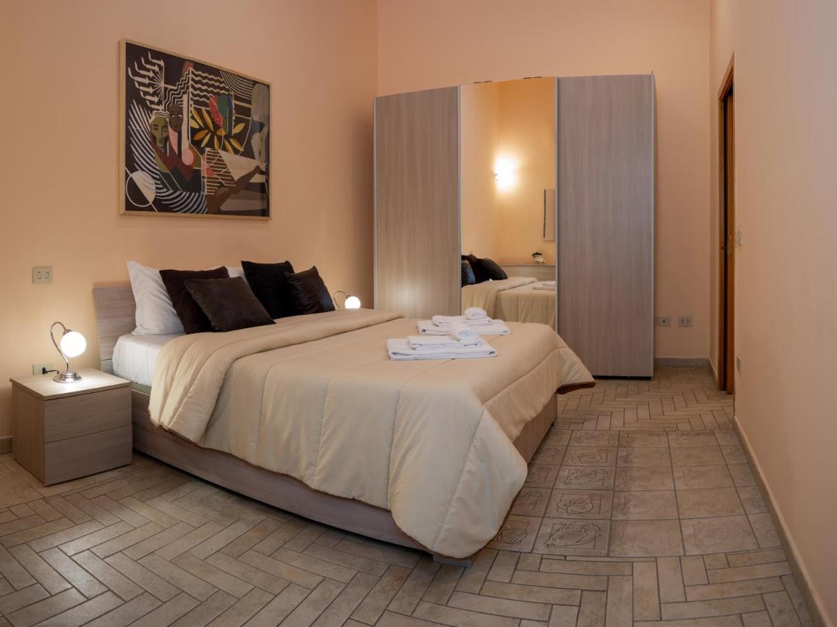 Naro Suites And Rooms Bacoli Eksteriør billede