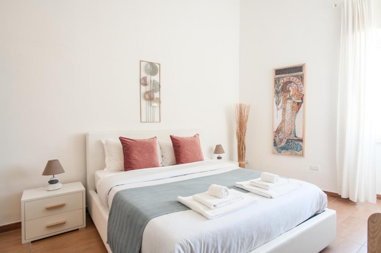 Naro Suites And Rooms Bacoli Eksteriør billede