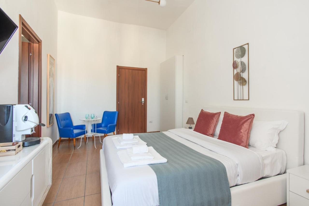 Naro Suites And Rooms Bacoli Eksteriør billede