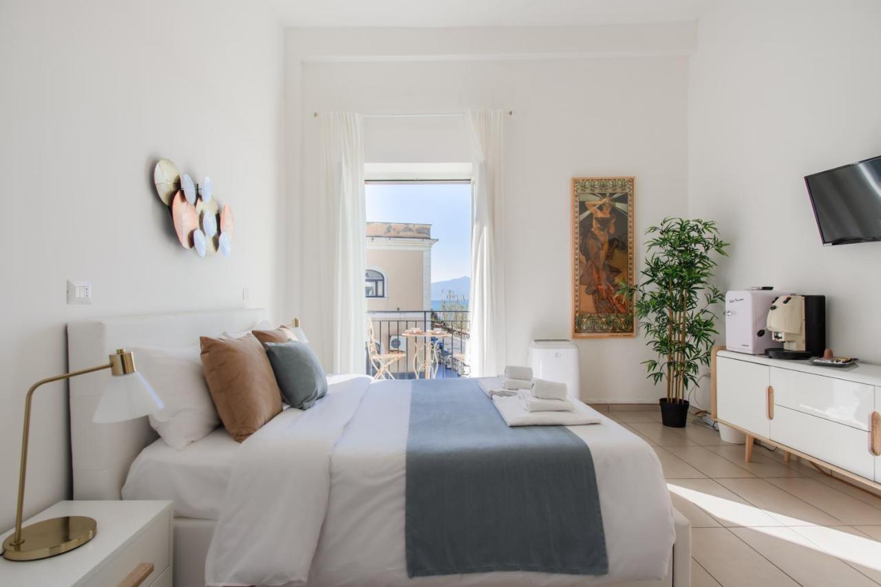 Naro Suites And Rooms Bacoli Eksteriør billede