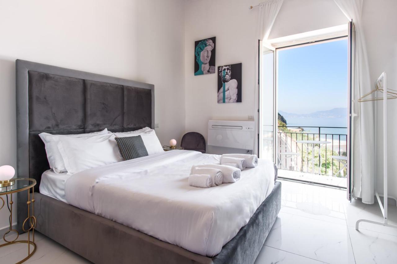 Naro Suites And Rooms Bacoli Eksteriør billede
