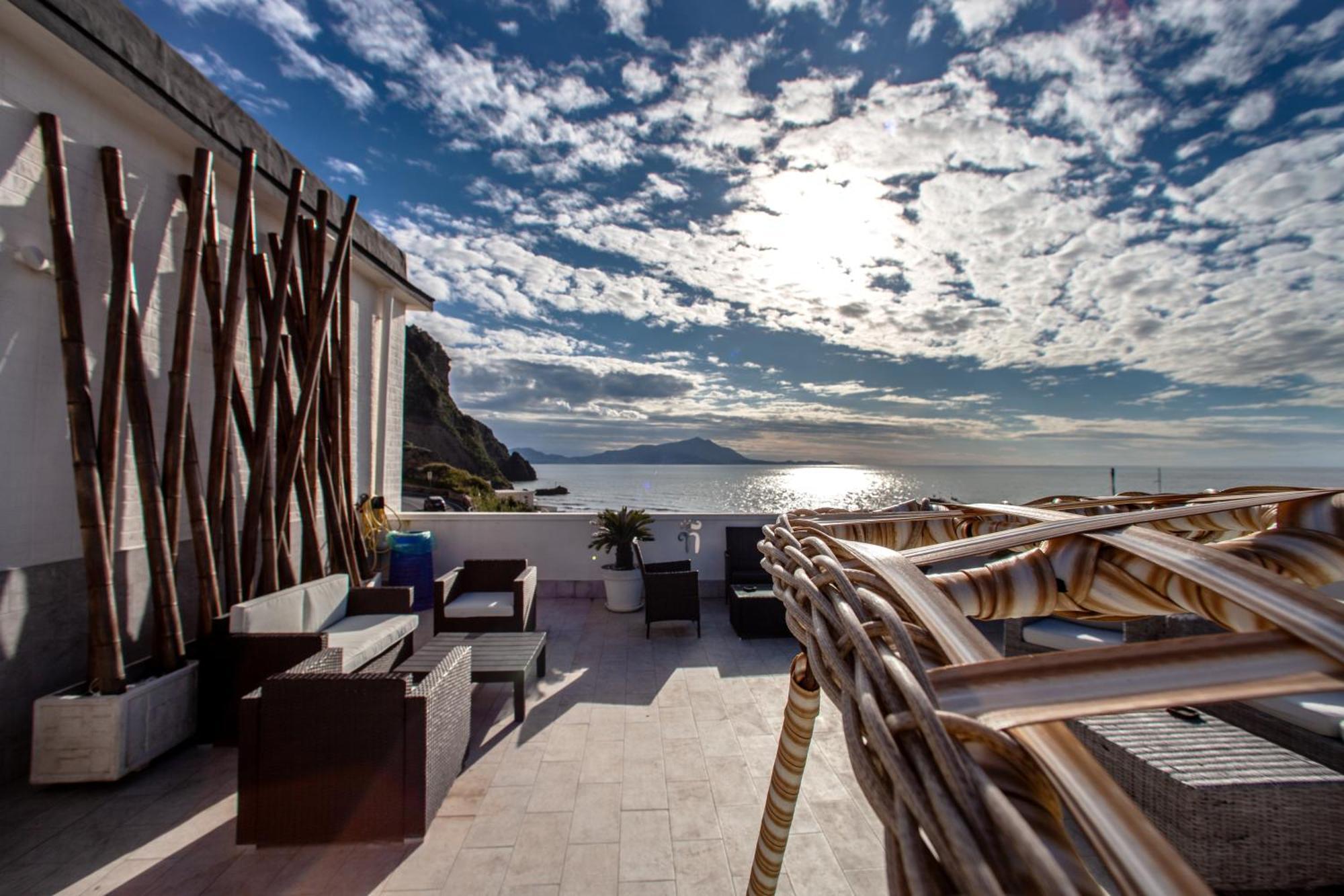Naro Suites And Rooms Bacoli Eksteriør billede