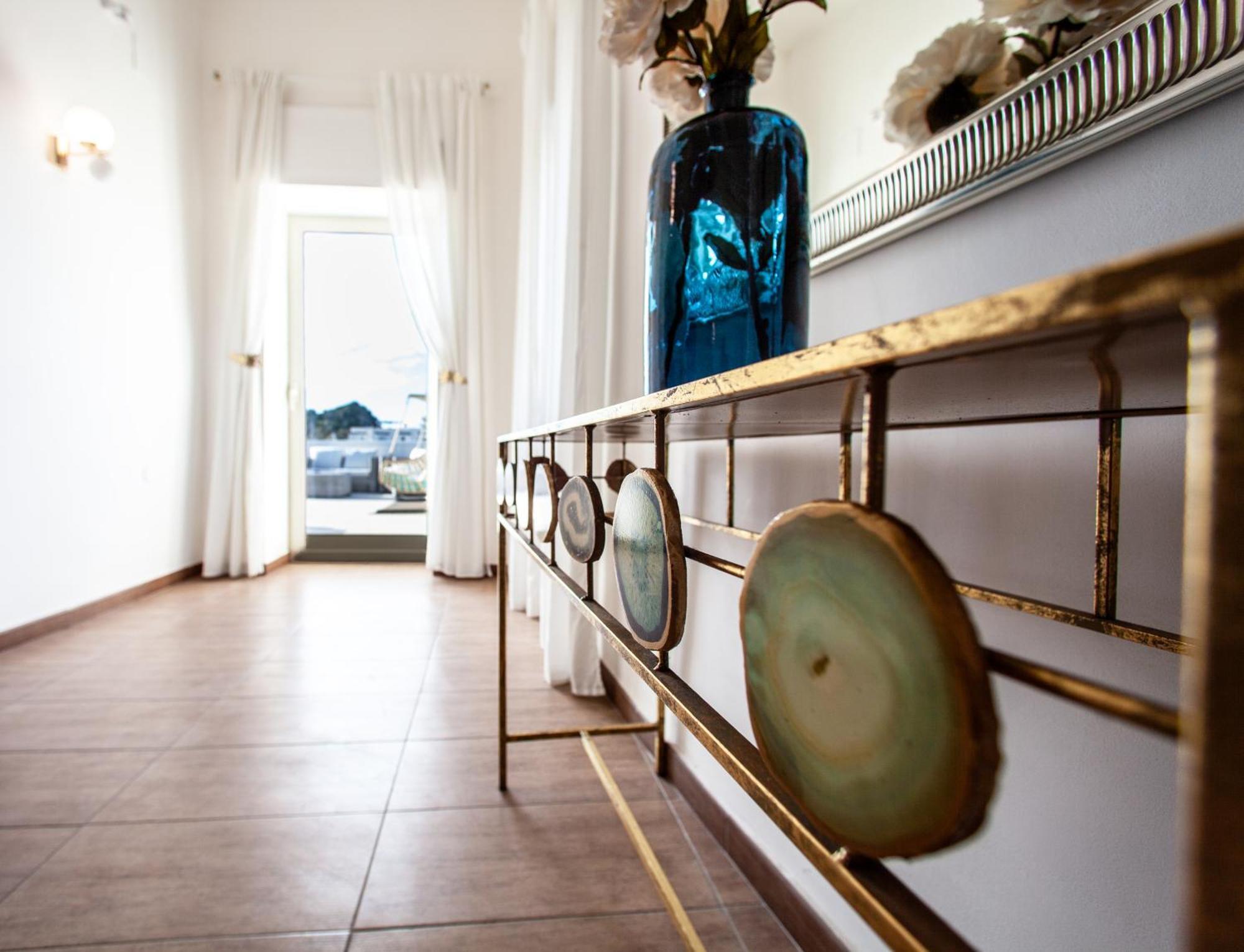 Naro Suites And Rooms Bacoli Eksteriør billede